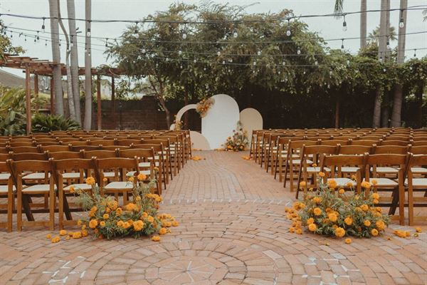 El Adobe De Capistrano