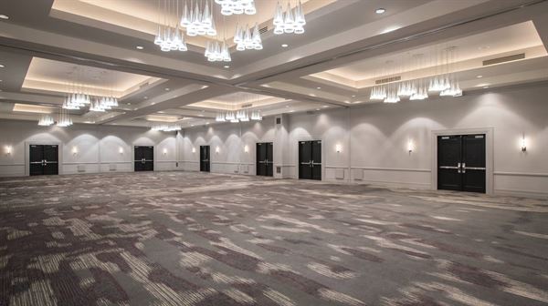 Renaissance Chicago O'Hare Suites Hotel