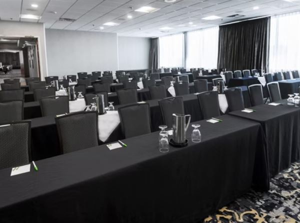 Holiday Inn Sioux Falls-City Centre