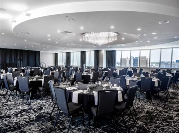 Holiday Inn Sioux Falls-City Centre