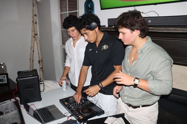 DJ Pato