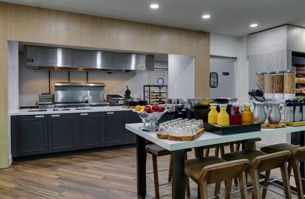 Hilton Garden Inn Fort Worth/Fossil Creek