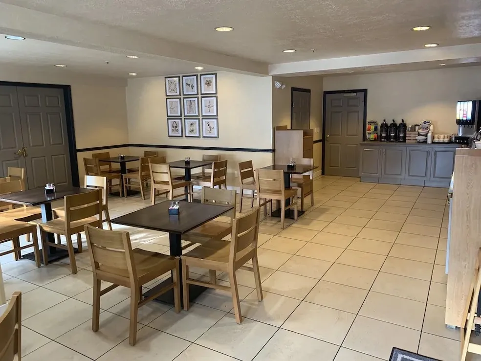 Country Inn & Suites West Valley City