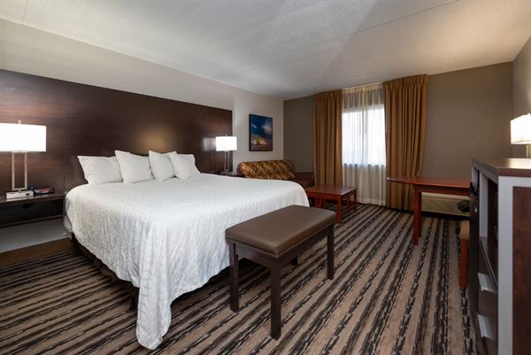 Endeavor Inn & Suites Topeka