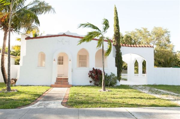 Shooting Stardust Studio