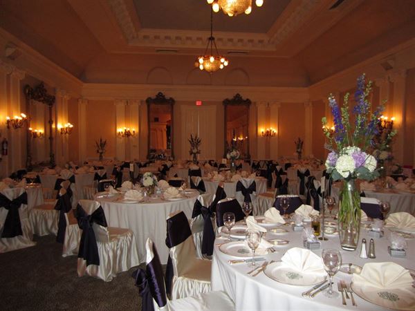 The Saint Louis Woman's Club