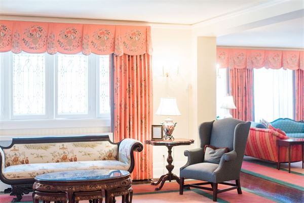 The Saint Louis Woman's Club