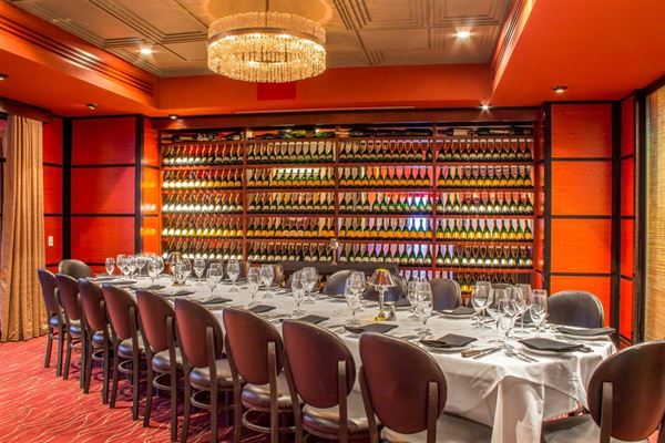 Mastro's City Hall Steakhouse