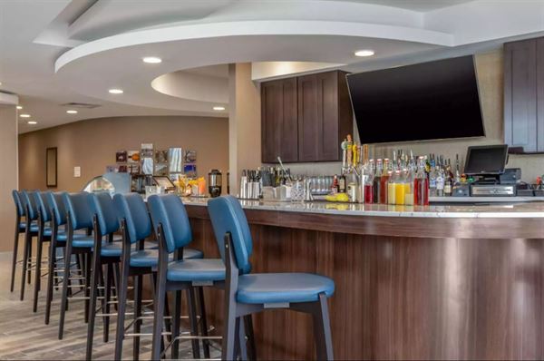 Cambria Hotel West Orange