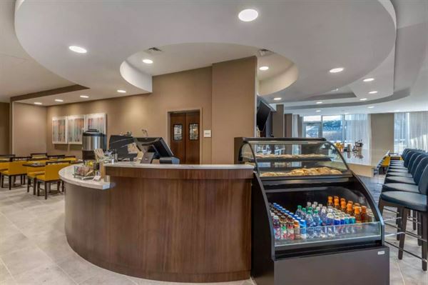 Cambria Hotel West Orange