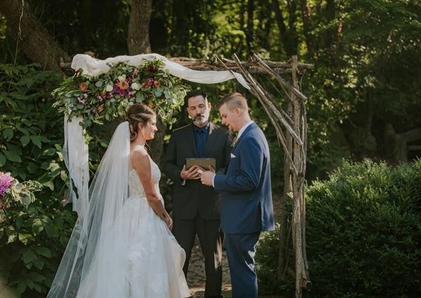 Everlastings in the Wildwood