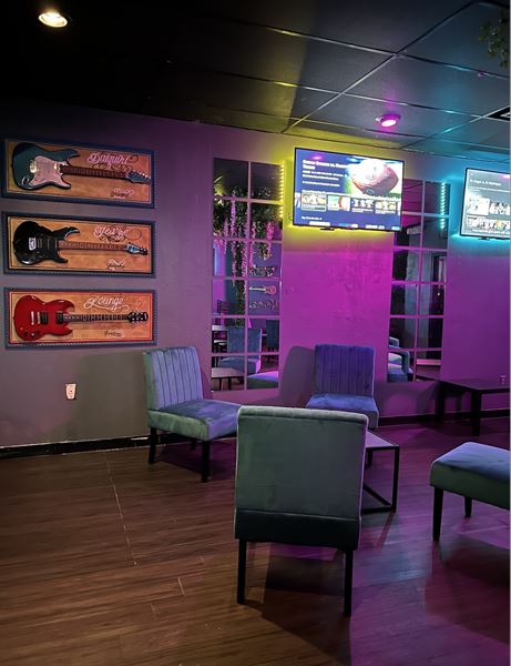 Tea'ze Daiquiri Lounge