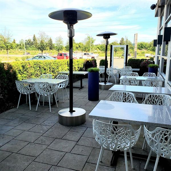 Rockford Wok | Bar | Grill