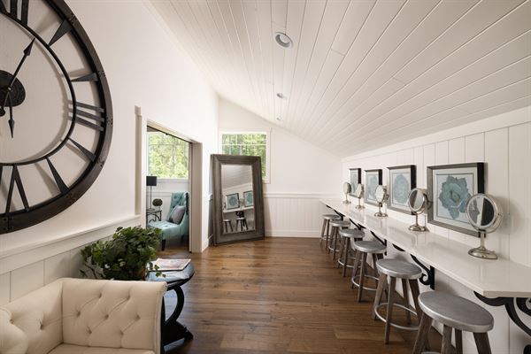 Mountain Brook Vineyards