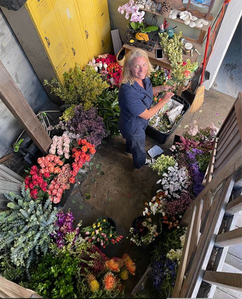 Bell & Trunk Flowers