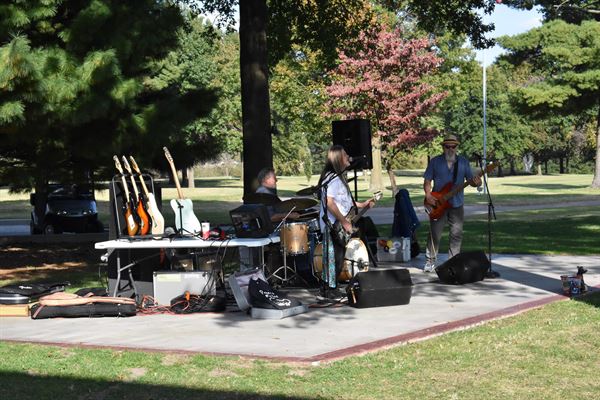 Twin Hills Country Club