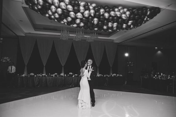 Renaissance Chicago O'Hare Suites Hotel