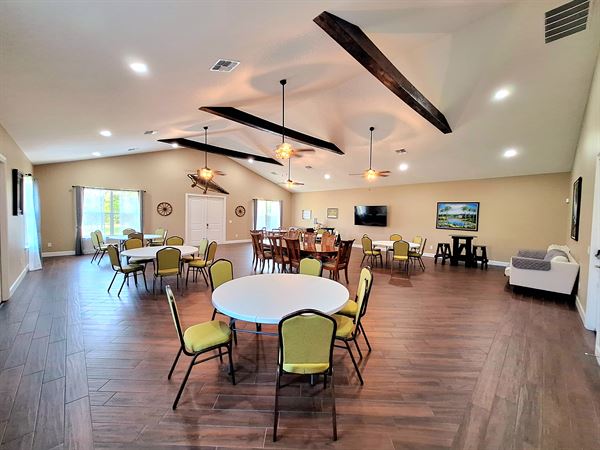 Black Hammock Getaway