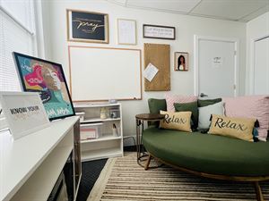 PRIVATE GROUP SPACE RENTAL : 4-8 HOURS (Starting at $500)