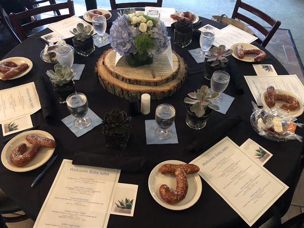 Magic Tree Pub & Eatery