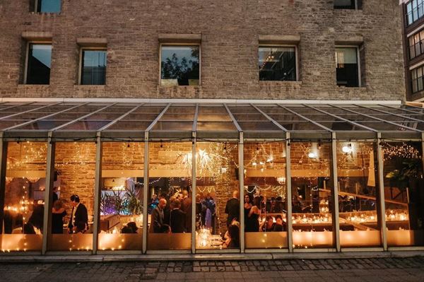 SIDEDOOR Contemporary Kitchen & Bar