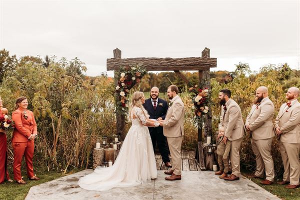 Sutton Barn at Rolling Meadows Golf Course