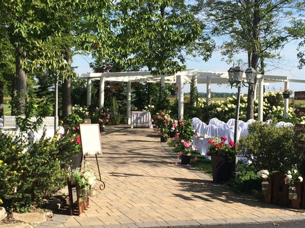 Famee Furlane of Hamilton