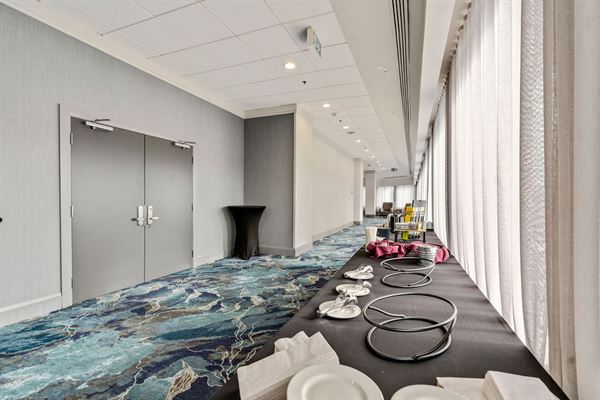 Holiday Inn & Suites Ottawa Kanata