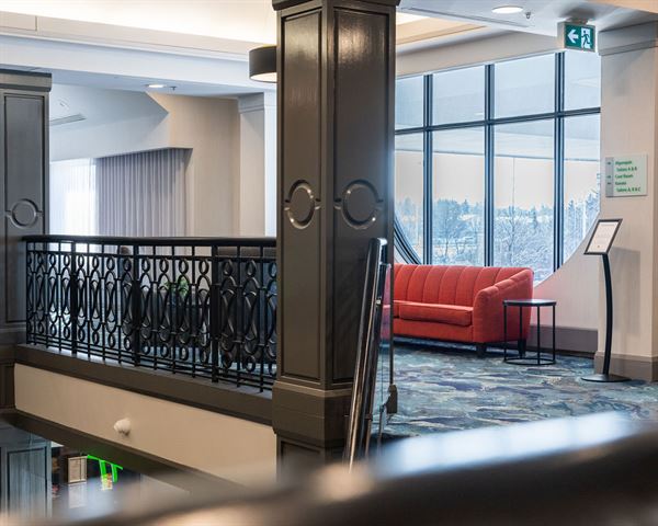 Holiday Inn & Suites Ottawa Kanata