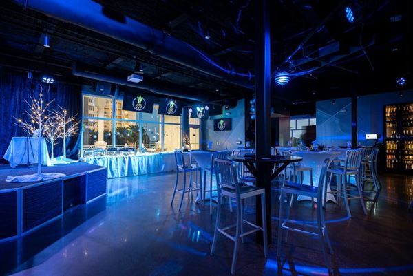 Pineapples Restaurant