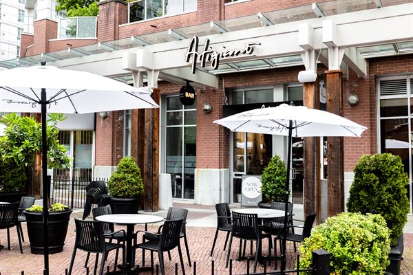 Artigiano Roundhouse