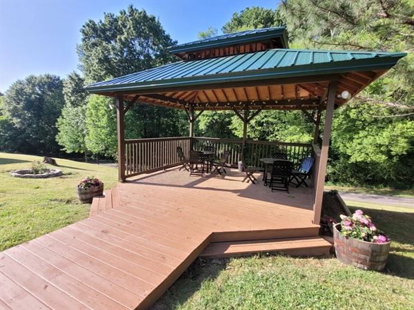 Evergreen Gunter Hollow