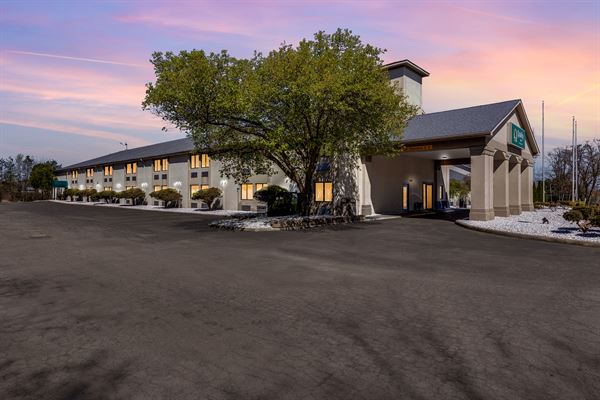 Quality Inn Austintown-Youngstown West