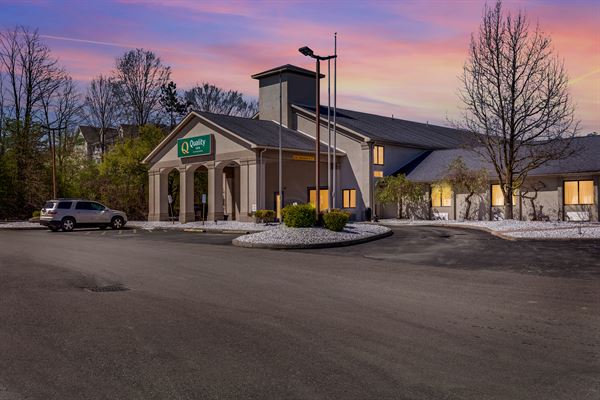 Quality Inn Austintown-Youngstown West