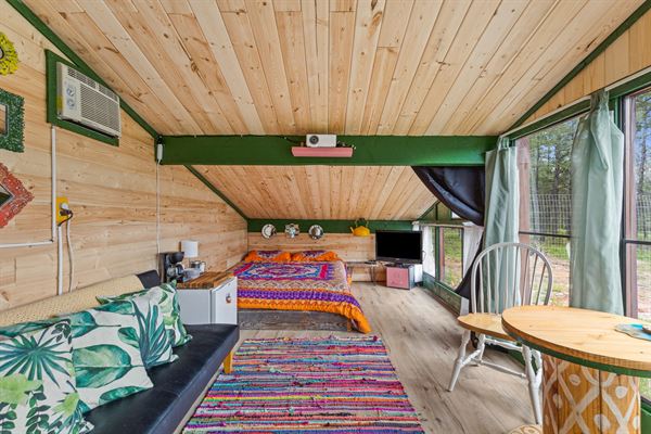 The Hohnstead Glamping Cabins