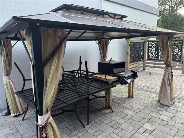 Bobby Q’s …Jus Like Mama’s