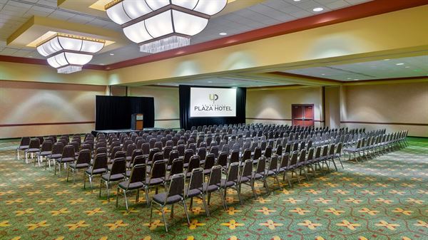 University Plaza Hotel and Convention Center