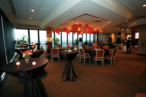 University Plaza Hotel and Convention Center