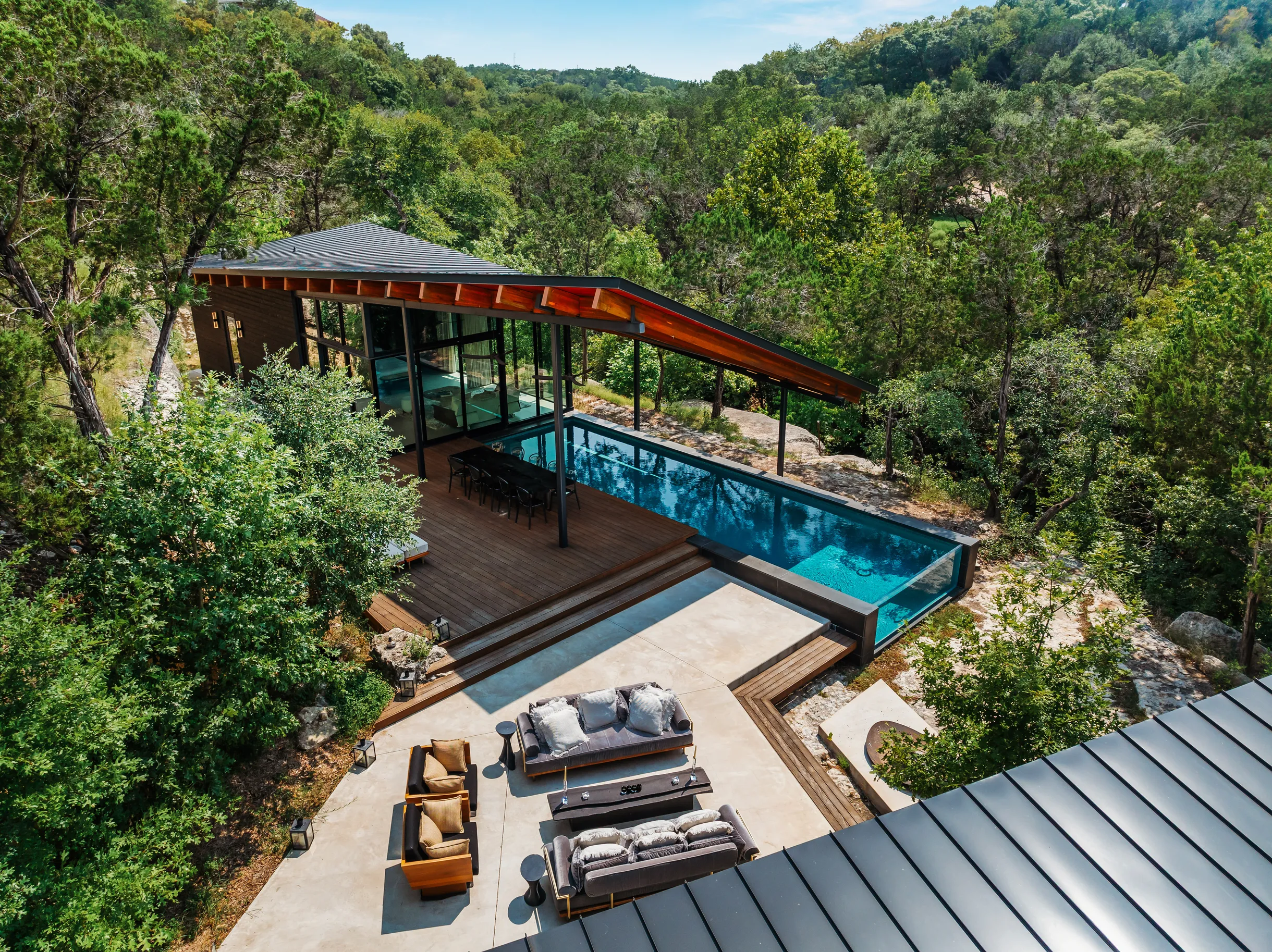 Wander Falling Leaves