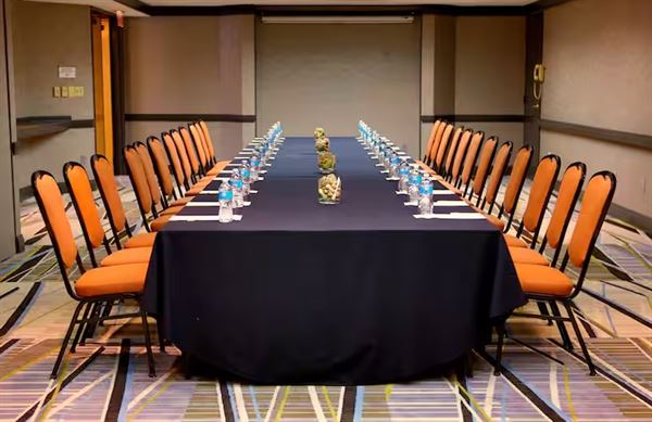 DoubleTree Suites by Hilton Raleigh-Durham