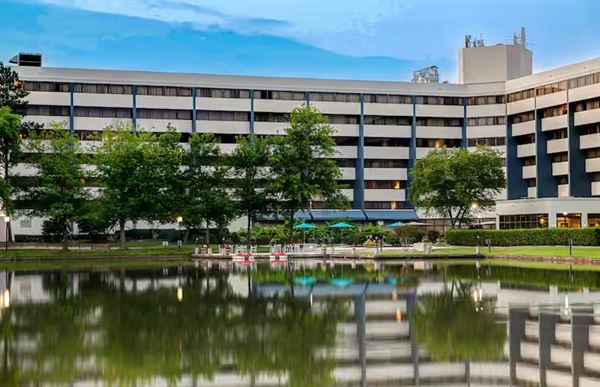 DoubleTree Suites by Hilton Raleigh-Durham