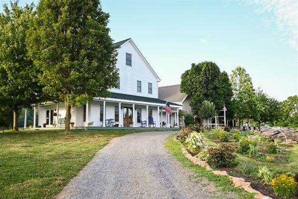 Villa Milagro Vineyards