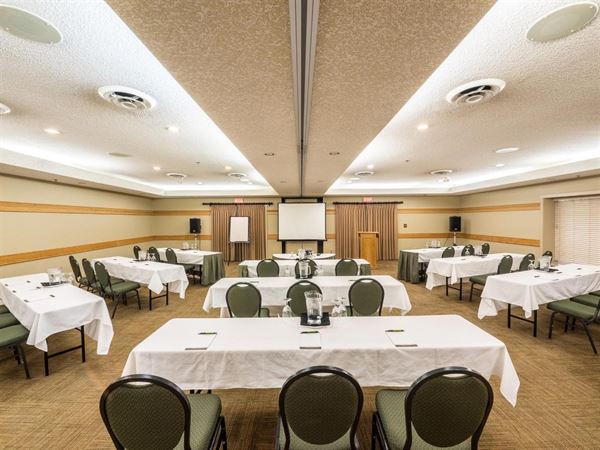 Tigh Na Mara Seaside Spa Resort & Conference Centre