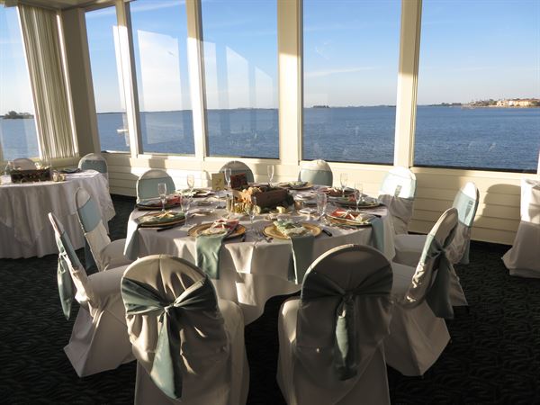 Bon Appetit Restaurant & Sunset Ballroom