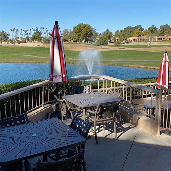 Charley's at The Lakes