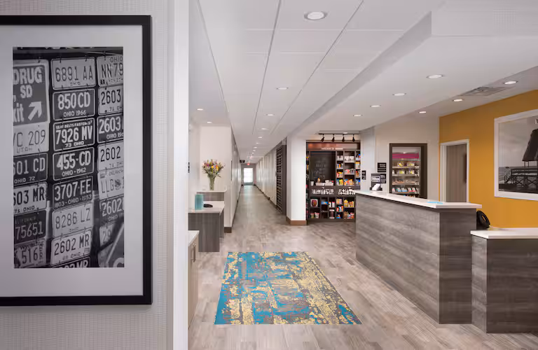 Hampton Inn Miami Airport East