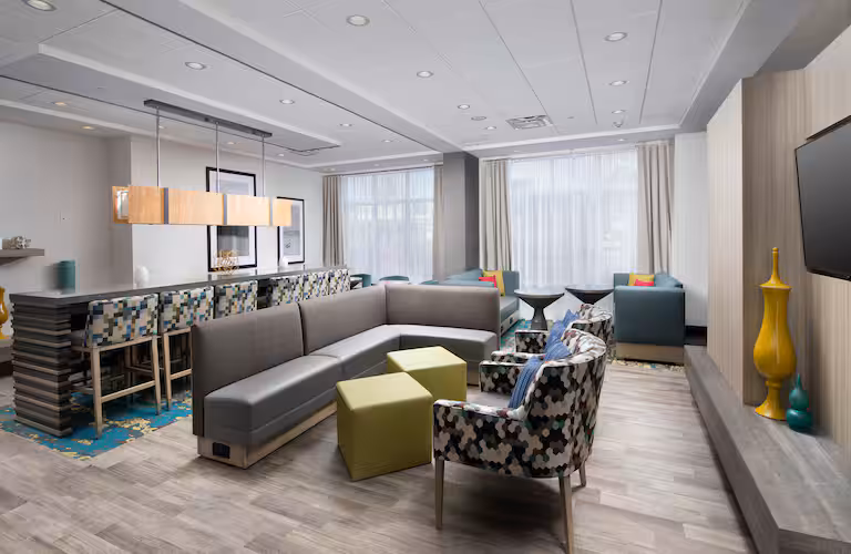 Hampton Inn Miami Airport East