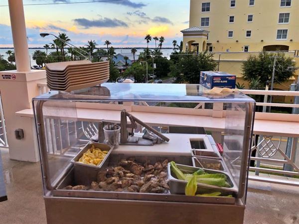 Pineapples Restaurant