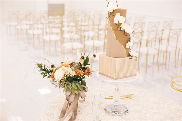 The Royal Of Lake Charles