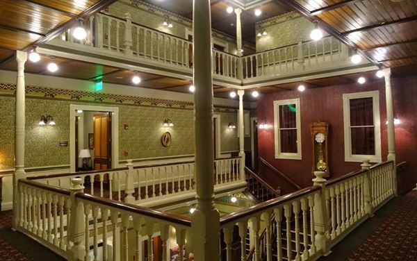 Beaumont Hotel & Spa